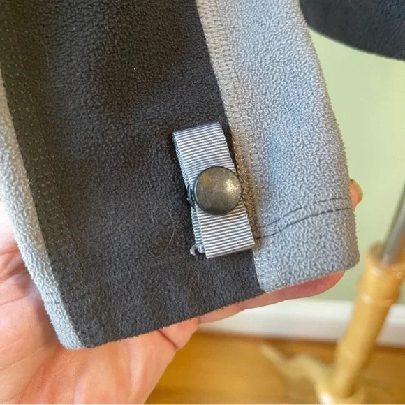 The North Face Men’s Black Grey Apex Fleece Full Zip Jacket - Size Small - Picture 6 of 7